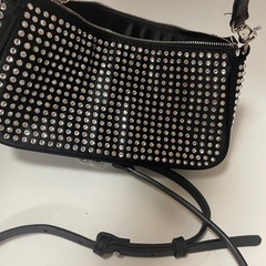 ZARA ザラ　ストーン付きバッグの画像