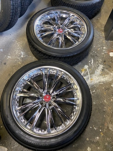 ヨコハマタイヤ245/45R20 255/45R20