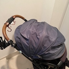 アップリカのベビーカーの画像