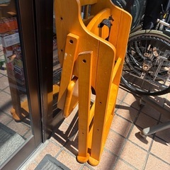 アトリエいつき　子供用ハイチェア　整理番号Bカの画像