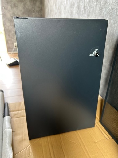 宅配ボックス　　
