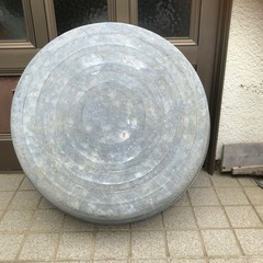 レトロな金だらいの画像