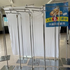 フロアースタンドの画像