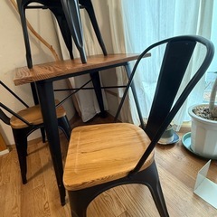 ダイニングテーブル4点セットの画像