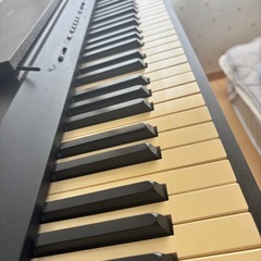 YAMAHA　ピアノ　　(商談中)の画像