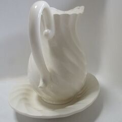白色花瓶の画像