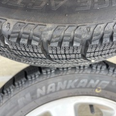 スタッドレスタイヤ165/60R14エブリイワゴンの画像