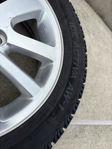スタッドレスタイヤ165/60R14エブリイワゴン