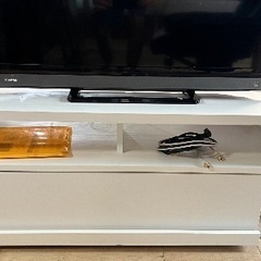 東芝テレビ 2018年モデル（テレビ台付き）の画像