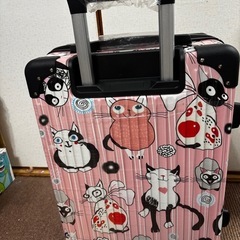 スーツケース　キャリーバッグ　可愛い　ネコ柄の画像