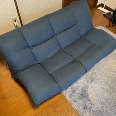 ソファの画像