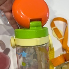 子供 水筒セットの画像
