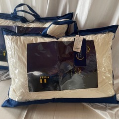 【美品】フランフラン　まくら　フェザーまくら　枕　寝具　50×70 クッション　2個セットの画像
