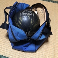 残り2日。業者都合で伸びたので、ボウリング(玉、カバン付き)の画像