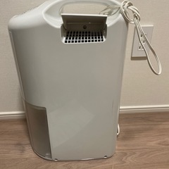 コロナ　除湿機の画像