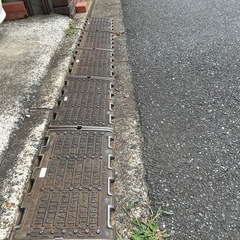 段差プレート　ステップ　駐車場の画像