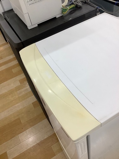 【トレファク　ラパーク岸和田店】2ドア冷蔵庫　SHARP 137L