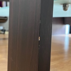 ガラステーブルの画像