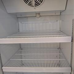 ※値引きしました！【美品】JCMタテ型冷凍ショーケース（−22℃）(380リットル)の画像