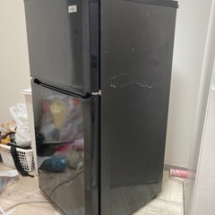 2014年製　haier  冷蔵庫　ブラックJR-N106H 単身用冷蔵庫の画像