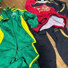 ジャージ上下　セット　120センチの画像