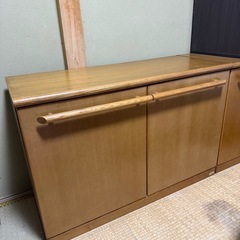 大容量⭐︎木製収納家具①（桐？）収納棚の画像
