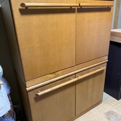 大容量⭐︎木製収納家具①（桐？）収納棚の画像