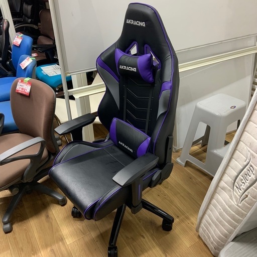 AKRACING エーケーレーシング　ゲーミングチェア　デスクチェア　椅子
