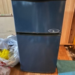 2ドア冷蔵庫の画像