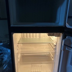 2ドア冷蔵庫の画像