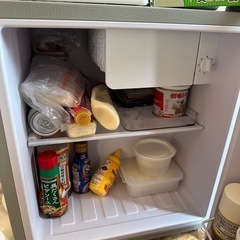 冷蔵庫　いりませんか？➕棚　もらってくれませんか？の画像