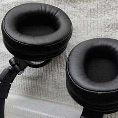 良品　オーデオテクニカ　ATH-M50X プロフェッショナル　モニターヘドホンの画像
