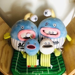 【4点】千葉ロッテ謎の魚　ぬいぐるみ＆リストバンドの画像