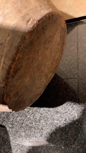 お店のおしゃれなディスプレイーに信楽 古信楽 壺 大壺 茶道具 茶席 骨董