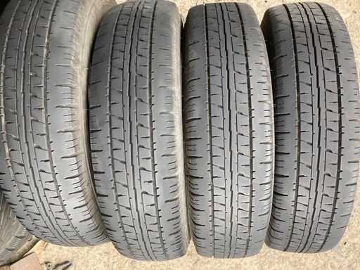 145R12 6PR 2023年製4本 (turusan) 竜ヶ崎のタイヤ、ホイールの
