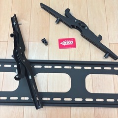 液晶テレビ 壁掛け金具付きの画像