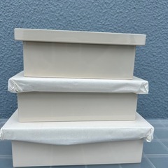 漆器　蓋付き三段重箱　の画像