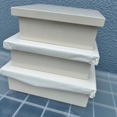 漆器　蓋付き三段重箱　の画像