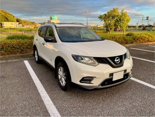 エクストレイル ハイブリッド HKT32