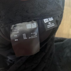 ⭐️新品未使用⭐️ユニクロ　レーススカート　XLの画像