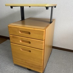 学習机のサイド引き出しの画像