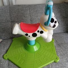 犬の乗り物の画像