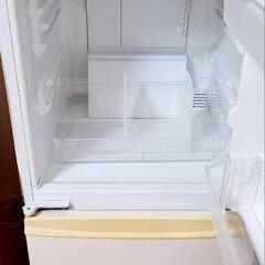 シャープ冷蔵庫の画像
