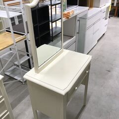 【ｼﾞｬﾝｸﾞﾙｼﾞｬﾝｸﾞﾙ金沢店】ドッレッサー　白 W(幅)60×D(奥行き)40×H(高さ)136cm ※クリーニング済みの画像