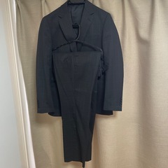 メンズスーツ上下セットの画像