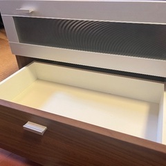 TV台の画像
