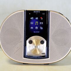SONYウォークマンフルセット(NW-S744)本体・スピーカ・充電器・usbケーブル・取説等の画像