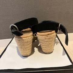 ミネトンカ　レディースサンダルの画像