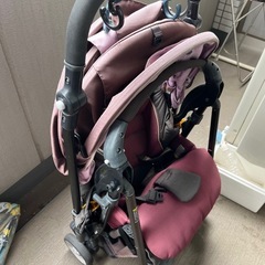 無料【Combi】ベビーカーの画像