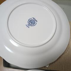 取引中ノリタケのお皿の画像